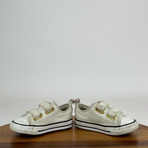 Little Kids Childrens Converse CTAS Ivory Hearts Low Sneakers Shoes Size 6 C GUC - Picture 3 of 8